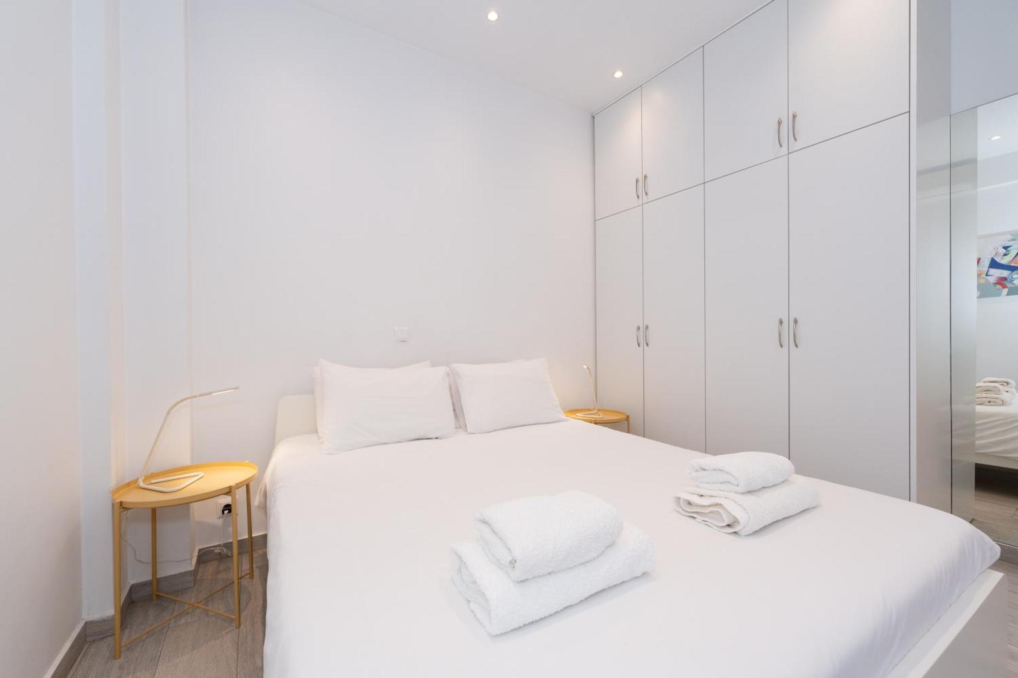 Spacious Modern Apartment In Athens Near Metro Εξωτερικό φωτογραφία